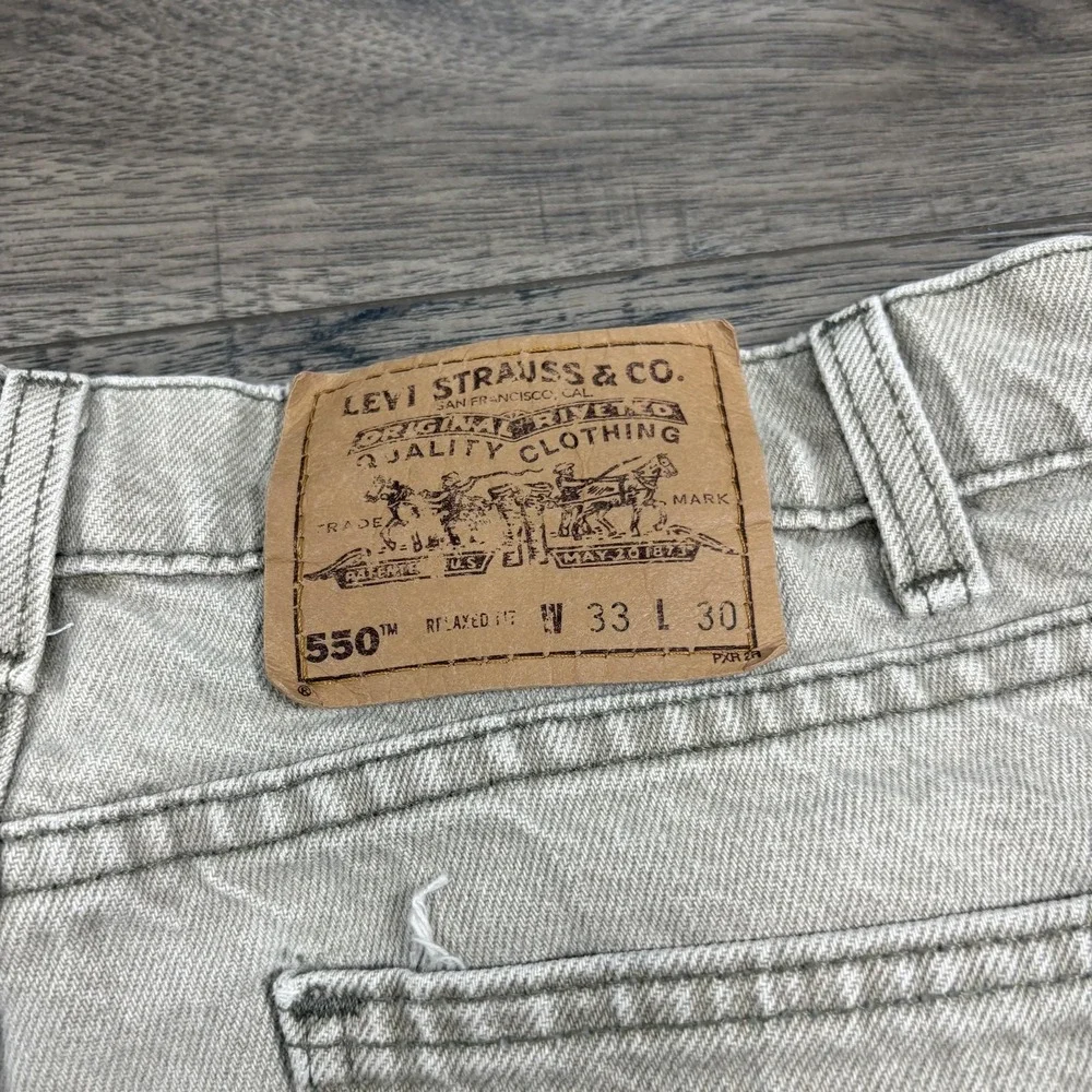 Vintage Levis 550 Shorts Mens‎ 33 Beige Denim Relaxed Fit Orange Tab USA 90s